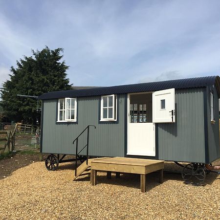Willa Weatherhead Farm Shepherds Hut Buckingham Zewnętrze zdjęcie