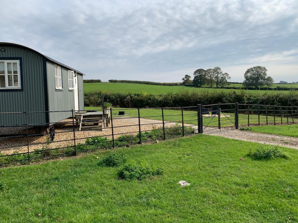 Willa Weatherhead Farm Shepherds Hut Buckingham Zewnętrze zdjęcie